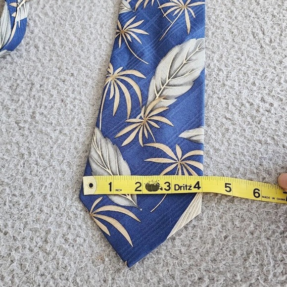 Tommy Bahama Necktie Mens 57"L Blue Tropical Print Silk Hand Made Grandpacore - Picture 13 of 14